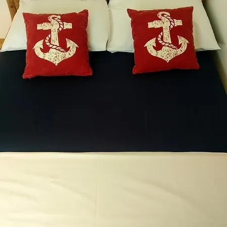 Lana Apartment *