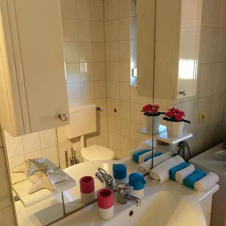 Apartman Lana *